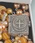 Preview: Rosenkranz St. Benedigt Bohemia Perlen 8 mm  Ø mit Buch