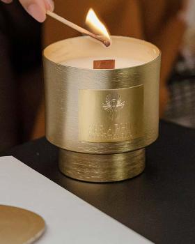 Meditationskerze handgearbeitet 8,5 x 9 cm