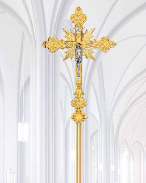 Vortragekreuz 60 x 39 cm vergoldet, mit Stange