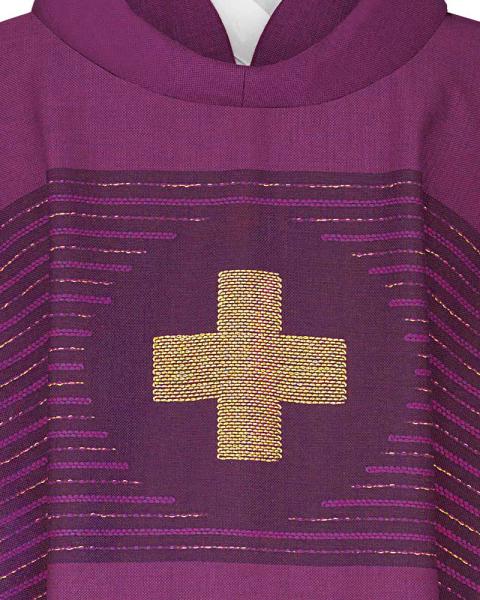 Kasel violett  mit goldgesticktem  Kreuz, Innenstola