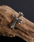 Preview: Anstecknadel Kreuz antik silber gotisch 2 x 3,5 cm