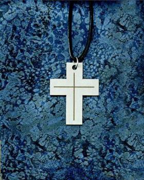 Edelstahlkreuz 3 x 3,8 cm schlicht mit Lederkordel