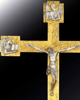 Vortragekreuz mit Symbolen der vier Evangelisten