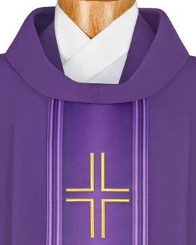 Kasel violett Mittelstab mit Brustkreuz 130 x 145 cm