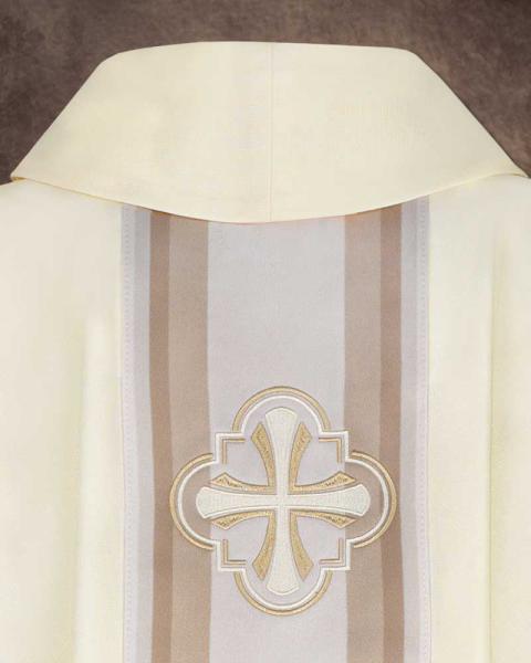 Kasel weiß 130 x 145 cm mit Innenstola - 3 Kreuze