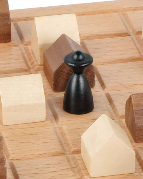 Spielbrett Buche " Lass die Kirche im Dorf "